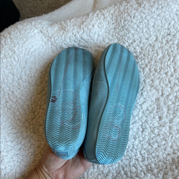 I Heart UGG Belle Blue Mocassin Size 6 NWOT - Picture 6 of 8